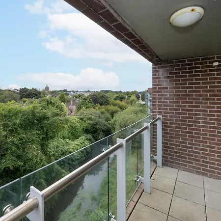 Victoria Mills - Ucc Summer Beds Apartment *