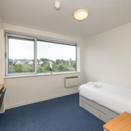 Victoria Mills - Ucc Summer Beds * Cork