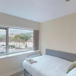 Victoria Mills - Ucc Summer Beds Cork