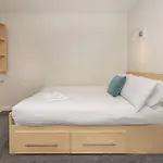 Victoria Mills - Ucc Summer Beds