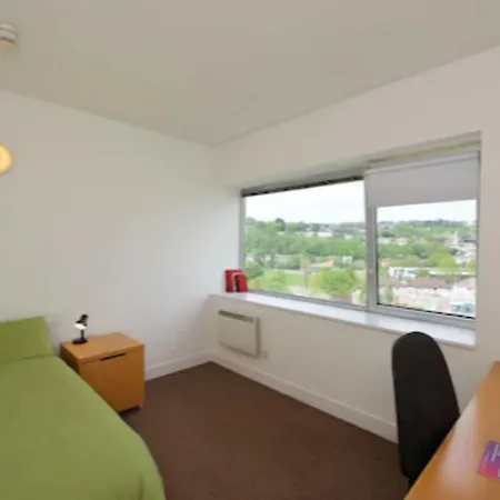 Victoria Mills - Ucc Summer Beds アパート コーク