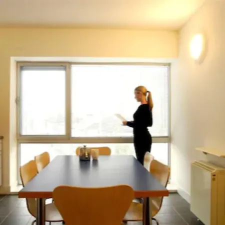 Victoria Mills - Ucc Summer Beds * コーク