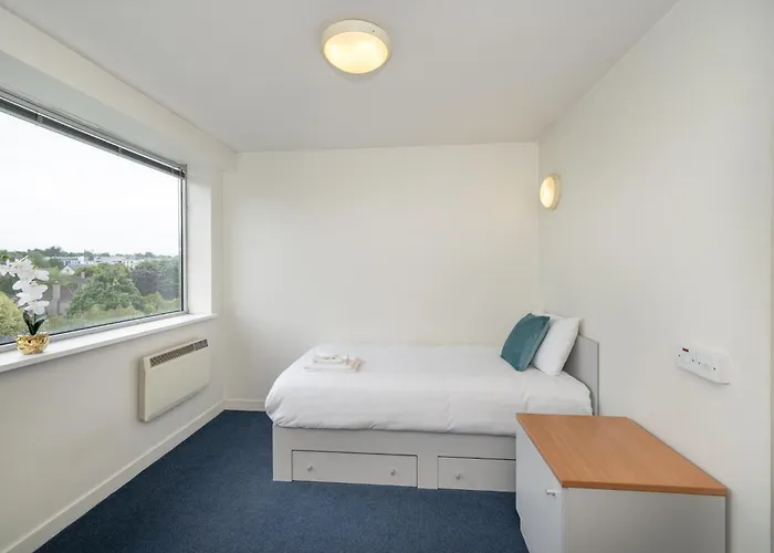 Victoria Mills - Ucc Summer Beds * Cork