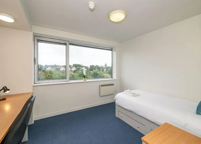 Victoria Mills - Ucc Summer Beds