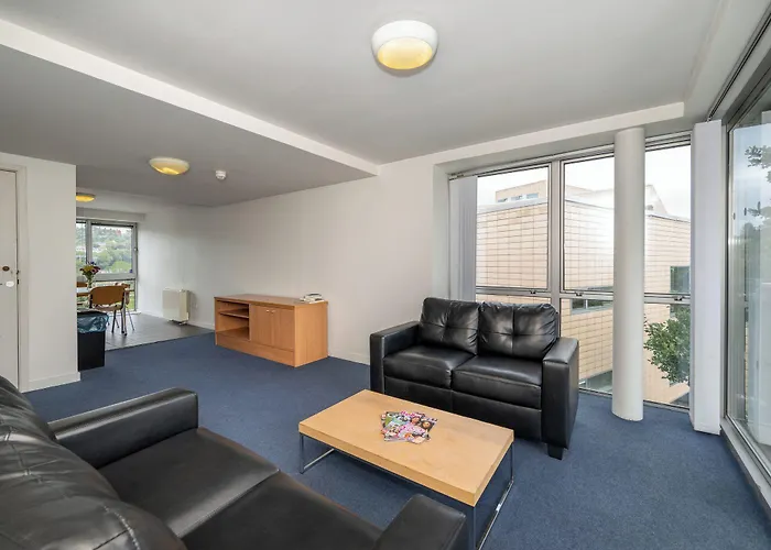 Victoria Mills - Ucc Summer Beds Cork